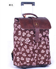 七色貓拉桿包 旅行新伴侶，時尚與實用兼具