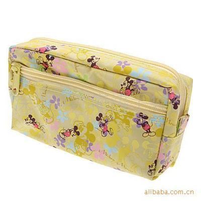 深圳市福鑫手袋制品 專業(yè)定制LOGO筆袋與文具套裝